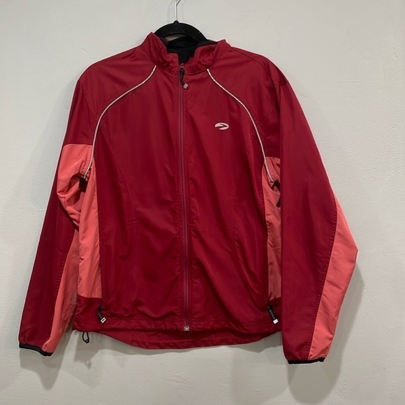 Brooks Red Running Jacket size Large - Picture 1 of 5